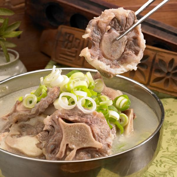 ★1팩더★농협 라이블리 한우 특 꼬리곰탕 800g*8팩+1팩